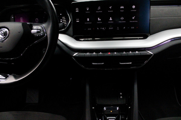 Škoda Octavia Combi 1.4 TSI iV PHEV HUD Leder Memory Camera ACC Stuurverwarming Ambient Keyless Virtual