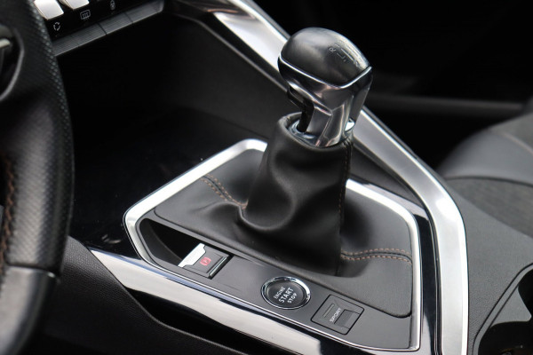 Peugeot 5008 1.2 PT BL GT-Line 7-peroons org.NL el.schuif+pano-dak camera trekhaak el.klep