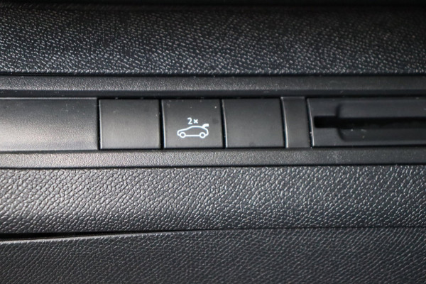 Peugeot 5008 1.2 PT BL GT-Line 7-peroons org.NL el.schuif+pano-dak camera trekhaak el.klep