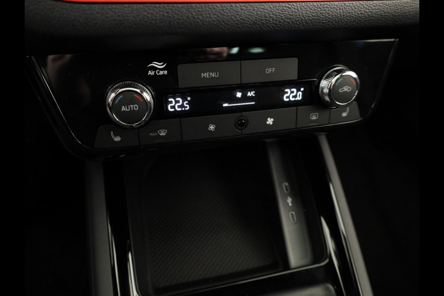 Škoda Kamiq Monte Carlo 1.0 TSI 115 pk 7 versn. DSG | Travel Assist Plus | Winter Pakket | 18 inch lichtmetalen velgen