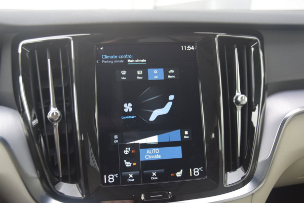 Volvo V60 2.0 B3 Momentum Business UITKLAPBARE TREKHAAK/LEDEREN BEKLEDING/COMFORT-STOELEN