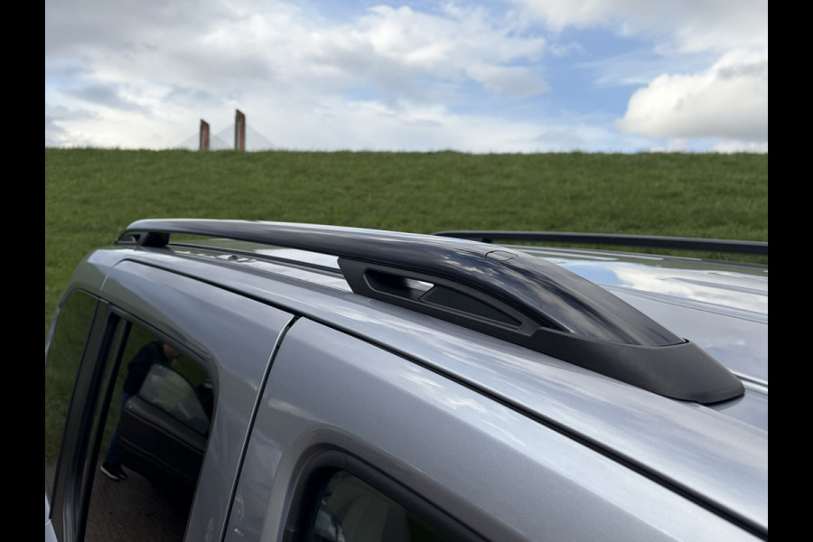 Peugeot Rifter 1.2 Puretech GT-Line Dealeronderhouden | PDC V&A | Camera | DAB | Apple Carplay | Keyless