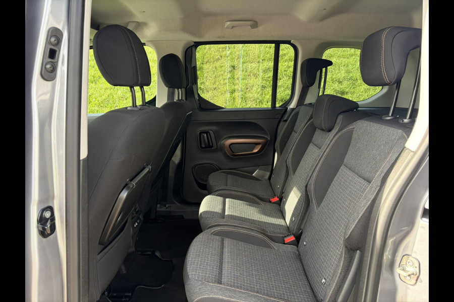 Peugeot Rifter 1.2 Puretech GT-Line Dealeronderhouden | PDC V&A | Camera | DAB | Apple Carplay | Keyless