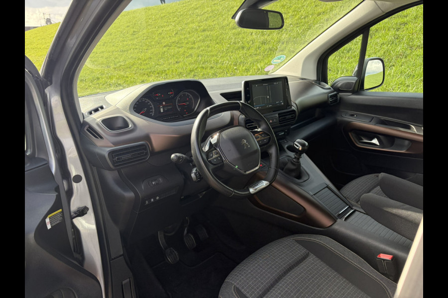 Peugeot Rifter 1.2 Puretech GT-Line Dealeronderhouden | PDC V&A | Camera | DAB | Apple Carplay | Keyless
