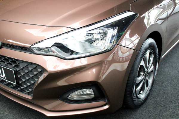 Hyundai i20 1.2 LP i-Drive Cool Airco Navi Camera LM velgen