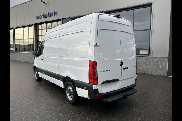 Mercedes-Benz Sprinter 315 CDI L2 H2 RWD / Trekhaak / Camera / MBUX / Navigatie / Cruise control / Airco / 270 Graden achterdeuren