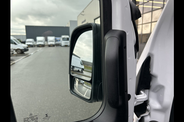 Mercedes-Benz Sprinter 315 CDI L2 H2 RWD / Trekhaak / Camera / MBUX / Navigatie / Cruise control / Airco / 270 Graden achterdeuren