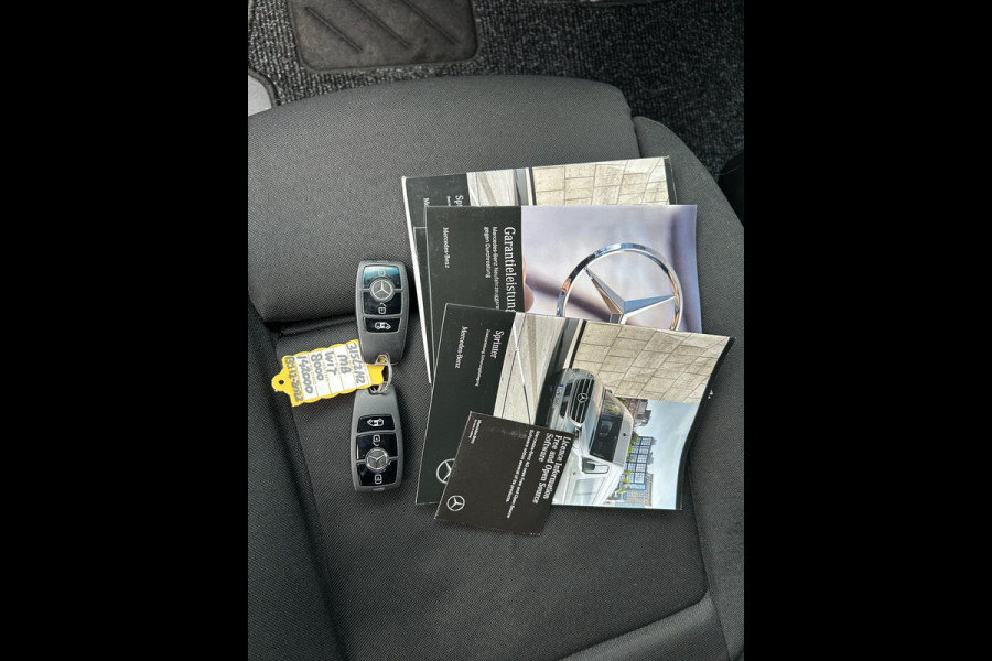 Mercedes-Benz Sprinter 315 CDI L2 H2 RWD / Trekhaak / Camera / MBUX / Navigatie / Cruise control / Airco / 270 Graden achterdeuren
