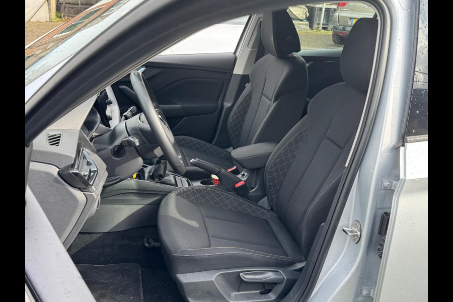 Škoda Kamiq 1.0 TSI 110PK Ambition CAMERA/CRUISE/CARPLAY