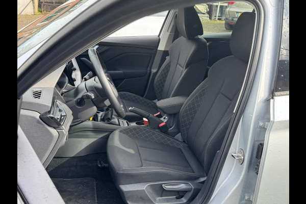 Škoda Kamiq 1.0 TSI 110PK Ambition CAMERA/CRUISE/CARPLAY