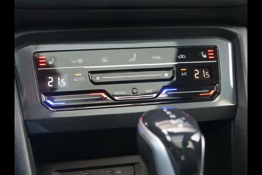 Volkswagen Tiguan 1.5 TSI R-Line | panorama | head-up | Trekhaak..