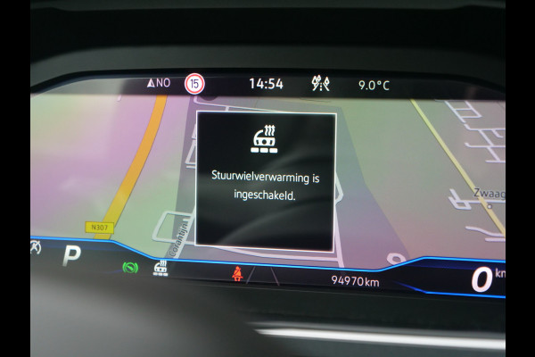 Volkswagen Tiguan 1.5 TSI R-Line | panorama | head-up | Trekhaak..