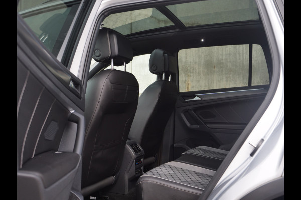 Volkswagen Tiguan 1.5 TSI R-Line | panorama | head-up | Trekhaak..