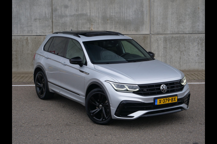 Volkswagen Tiguan 1.5 TSI R-Line | panorama | head-up | Trekhaak..