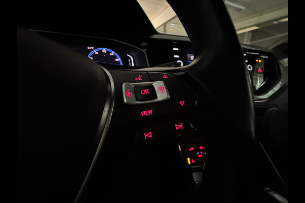 Volkswagen Polo 1.0 TSI Pano|Keyless|Camera|CarPlay|Sfeer