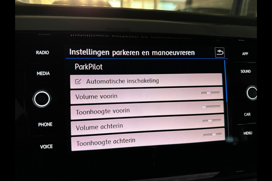 Volkswagen Polo 1.0 TSI Pano|Keyless|Camera|CarPlay|Sfeer