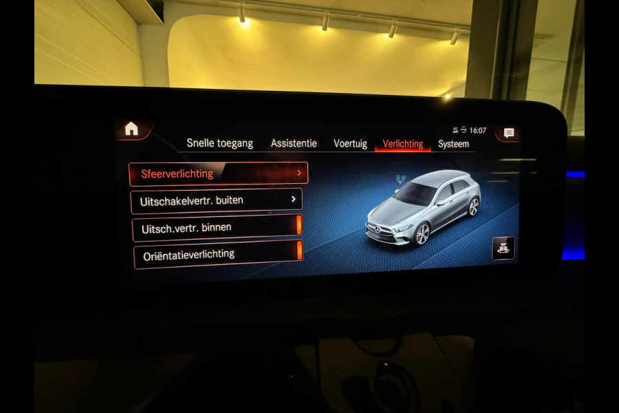 Mercedes-Benz A-Klasse 220 AMG Premium Plus Sfeer|Camera|Lane