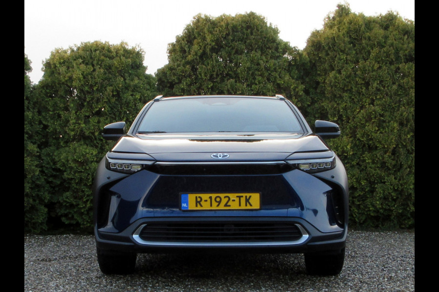 Toyota Bz4x Launch Edition Premium 71 kWh *Panoramadak*Trekhaak*
