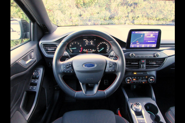 Ford Focus 1.5 EcoBoost Automaat ST Line Business