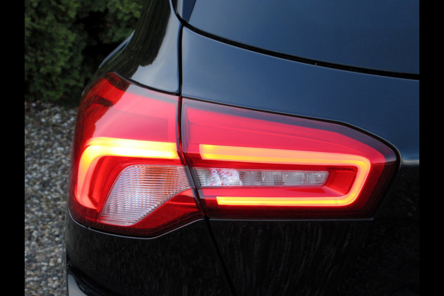 Ford Focus 1.5 EcoBoost Automaat ST Line Business