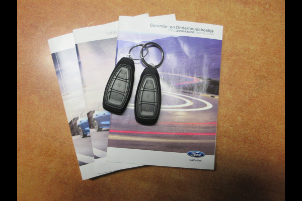 Ford Focus 1.5 EcoBoost Automaat ST Line Business