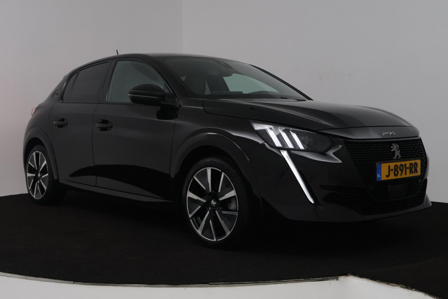 Peugeot e-208 EV GT 350 50 kWh (SFEERVERLICHTING, STOELVERWARMING, CAMERA, CRUISE ADAPTIEF, PARKEERSENSOREN)