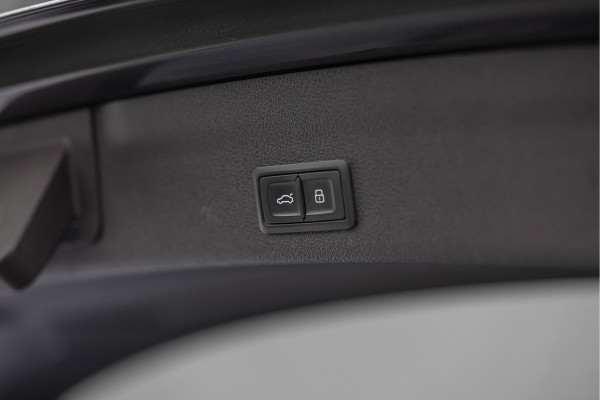 Audi A6 Avant 55 TFSI Quattro 340pk S-line Luchtv. HD-Matrix Standkachel 4-wielsturing