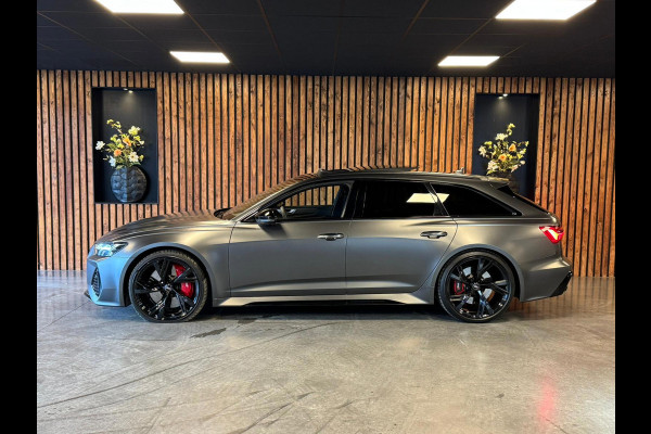 Audi A6 Avant RS6 TFSI quattro / Softclose / Stoel Verwaming/Ventilatie / Pano / 360 Camera / HUD / Keyless