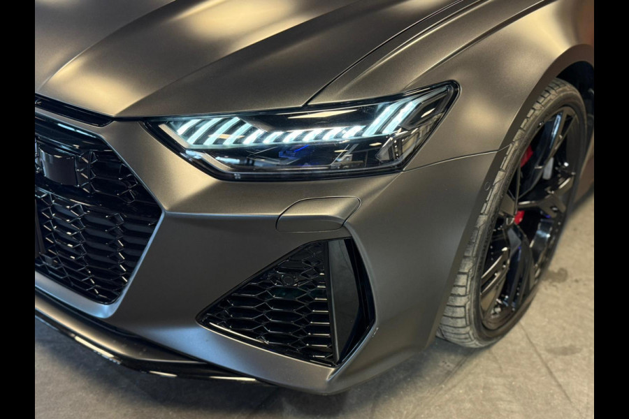 Audi A6 Avant RS6 TFSI quattro / Softclose / Stoel Verwaming/Ventilatie / Pano / 360 Camera / HUD / Keyless