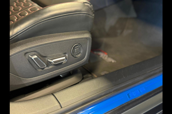 Audi A6 Avant RS6 TFSI quattro / Softclose / Stoel Verwaming/Ventilatie / Pano / 360 Camera / HUD / Keyless