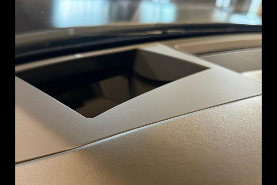 Audi A6 Avant RS6 TFSI quattro / Softclose / Stoel Verwaming/Ventilatie / Pano / 360 Camera / HUD / Keyless