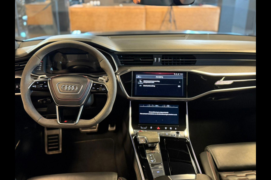 Audi A6 Avant RS6 TFSI quattro / Softclose / Stoel Verwaming/Ventilatie / Pano / 360 Camera / HUD / Keyless
