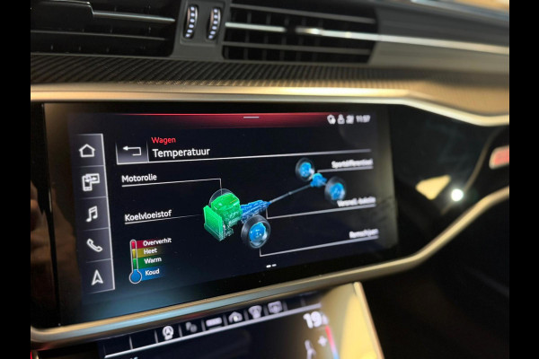 Audi A6 Avant RS6 TFSI quattro / Softclose / Stoel Verwaming/Ventilatie / Pano / 360 Camera / HUD / Keyless