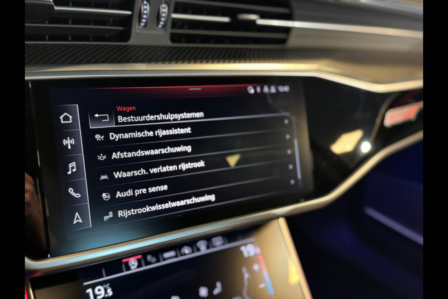 Audi A6 Avant RS6 TFSI quattro / Keramisch / Softclose / B&O Advanced / Pano / HUD / Stuur verwaming