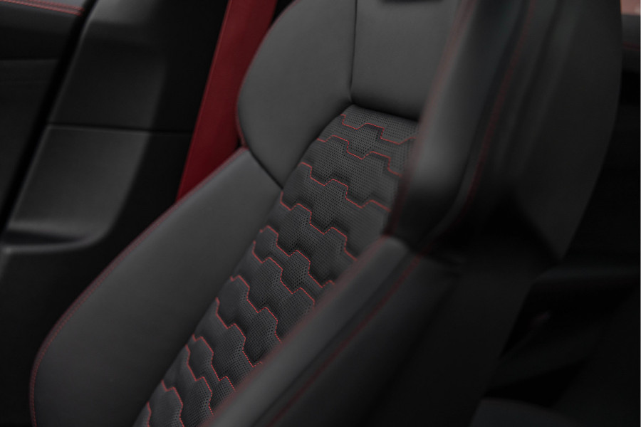 Audi e-tron GT RS 600pk Quattro Keramisch Pano HuD 4-wielbesturing Designpakket RS