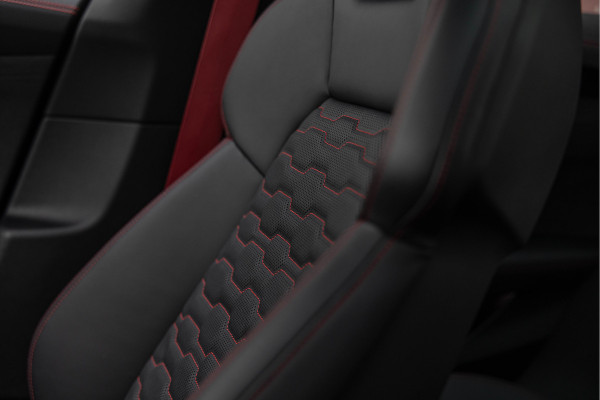 Audi e-tron GT RS 600pk Quattro Keramisch Pano HuD 4-wielbesturing Designpakket RS