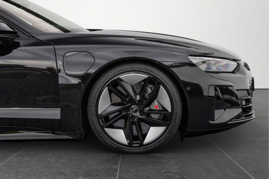 Audi e-tron GT RS 600pk Quattro Keramisch Pano HuD 4-wielbesturing Designpakket RS