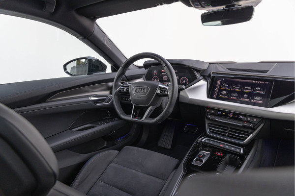 Audi e-tron GT RS 600 pk Quattro Pano HuD B&O Vierwielsturing ACC