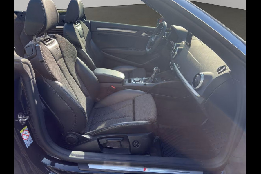 Audi A3 Cabriolet 35 Tfsi S-LINE S-Tronic ** LED, VIRTUAL, MASSAGE, NEKVERW, ACC, 18-inch LMV ** 1e EIG - UNFALFREI ** ** INFORMEER OOK NAAR ONZE AANTREKKELIJKE FINANCIAL-LEASE TARIEVEN **