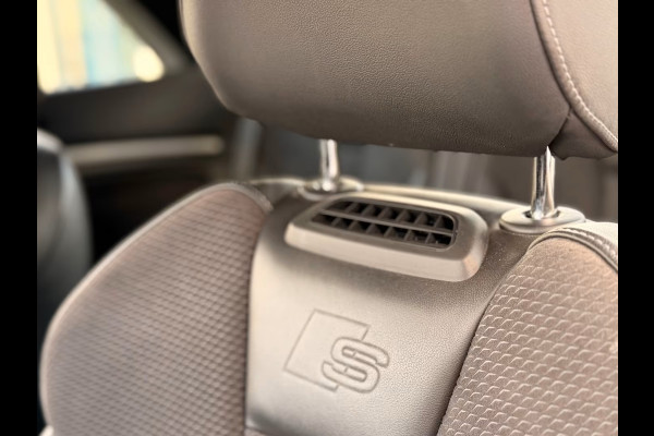 Audi A3 Cabriolet 35 Tfsi S-LINE S-Tronic ** LED, VIRTUAL, KEYLESS, NEKVERW, ACC, 19-inch LMV ** UNFALFREI - DEALER ONDERH.** ** INFORMEER OOK NAAR ONZE AANTREKKELIJKE FINANCIAL-LEASE TARIEVEN **