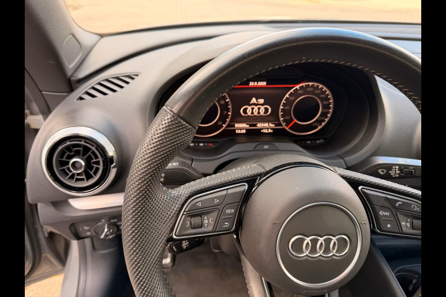 Audi A3 Cabriolet 35 Tfsi S-LINE S-Tronic ** LED, VIRTUAL, KEYLESS, NEKVERW, ACC, 19-inch LMV ** UNFALFREI - DEALER ONDERH.** ** INFORMEER OOK NAAR ONZE AANTREKKELIJKE FINANCIAL-LEASE TARIEVEN **