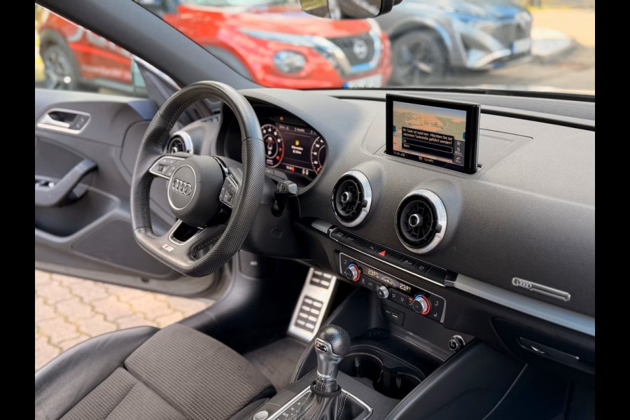 Audi A3 Cabriolet 35 Tfsi S-LINE S-Tronic ** LED, VIRTUAL, KEYLESS, NEKVERW, ACC, 19-inch LMV ** UNFALFREI - DEALER ONDERH.** ** INFORMEER OOK NAAR ONZE AANTREKKELIJKE FINANCIAL-LEASE TARIEVEN **