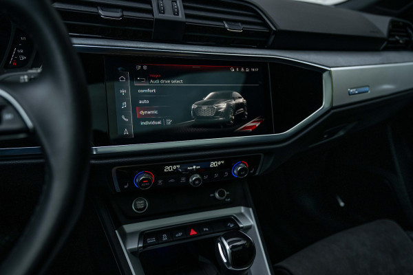 Audi Q3 Sportback 45 TFSI e S-Line 245pk Origineel 1011km Uniek!!!