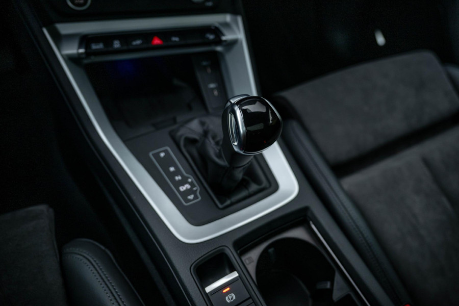 Audi Q3 Sportback 45 TFSI e S-Line 245pk Origineel 1011km Uniek!!!