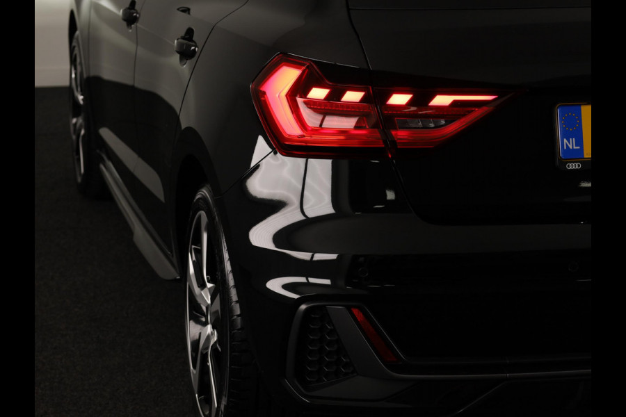 Audi A1 Sportback 25 TFSI S edition 95pk | Sportstoelen | Parkeercamera | Navigatie | Led koplampen | Verlengde garantie