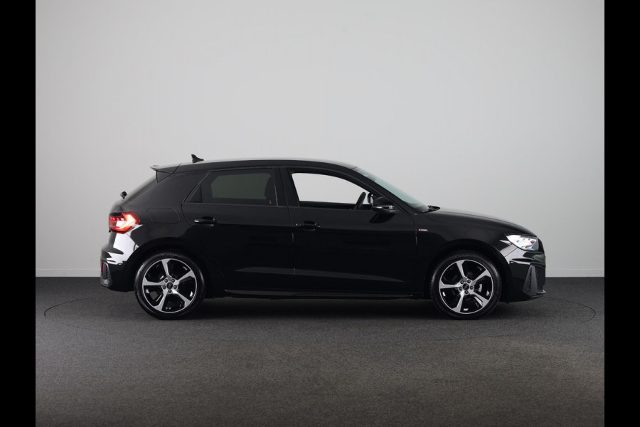 Audi A1 Sportback 25 TFSI S edition 95pk | Sportstoelen | Parkeercamera | Navigatie | Led koplampen | Verlengde garantie