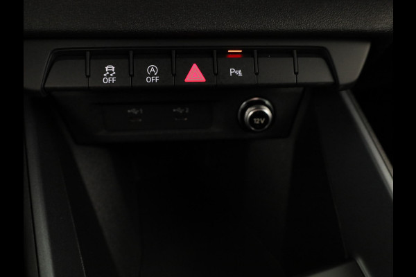 Audi A1 Sportback 25 TFSI S edition 95pk | Sportstoelen | Parkeercamera | Navigatie | Led koplampen | Verlengde garantie