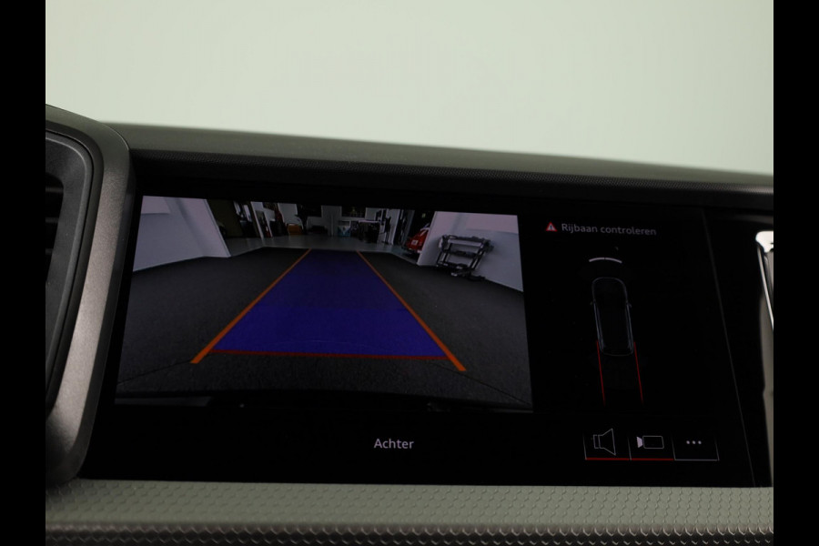 Audi A1 Sportback 25 TFSI S edition 95pk | Sportstoelen | Parkeercamera | Navigatie | Led koplampen | Verlengde garantie