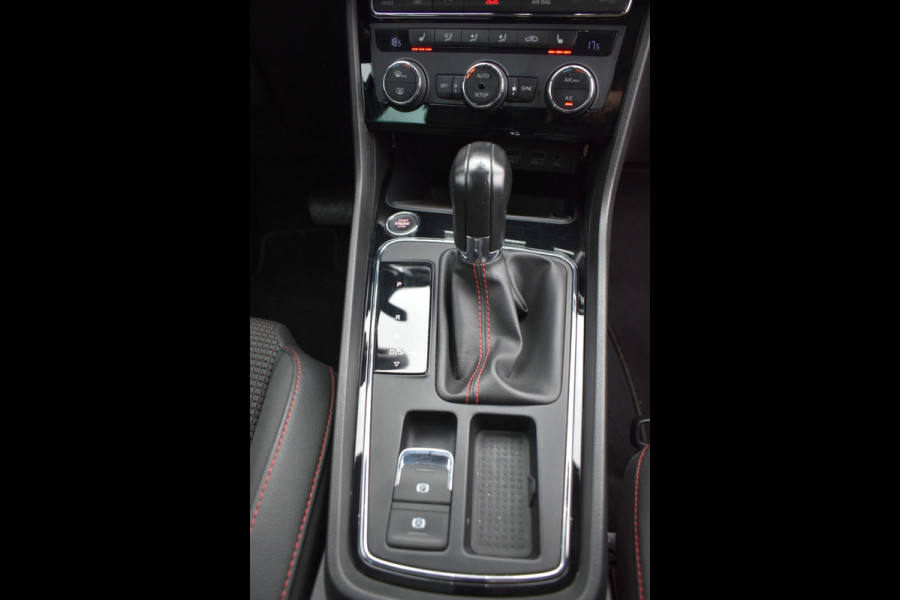 Seat Leon ST 1.5 TSI FR Business Intense automaat