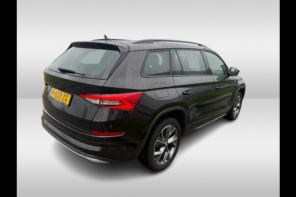 Škoda Kodiaq 1.5 TSI Sportline Business / Camera / Keyless / Sportstoelen / CarPlay / 19'' / Blackpack / Virtual Cockpit / Dodehoek / DAB / Stoelverwarming / ACC